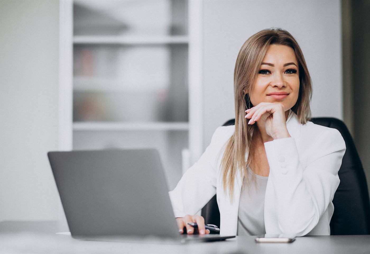 Jaqueline Reis, consultora de soluções financeiras
